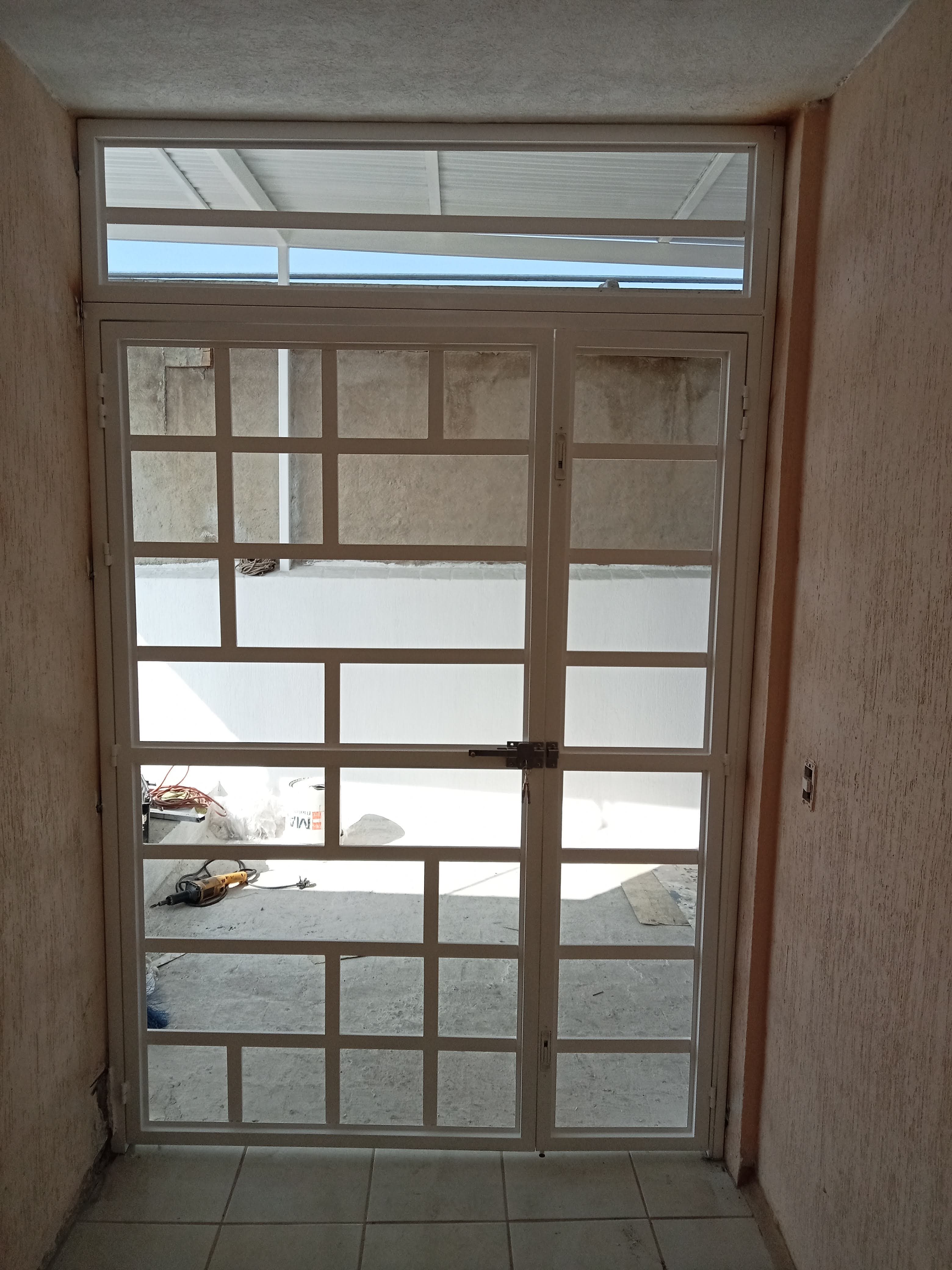 Ensamble de campana y ventilacion industrial