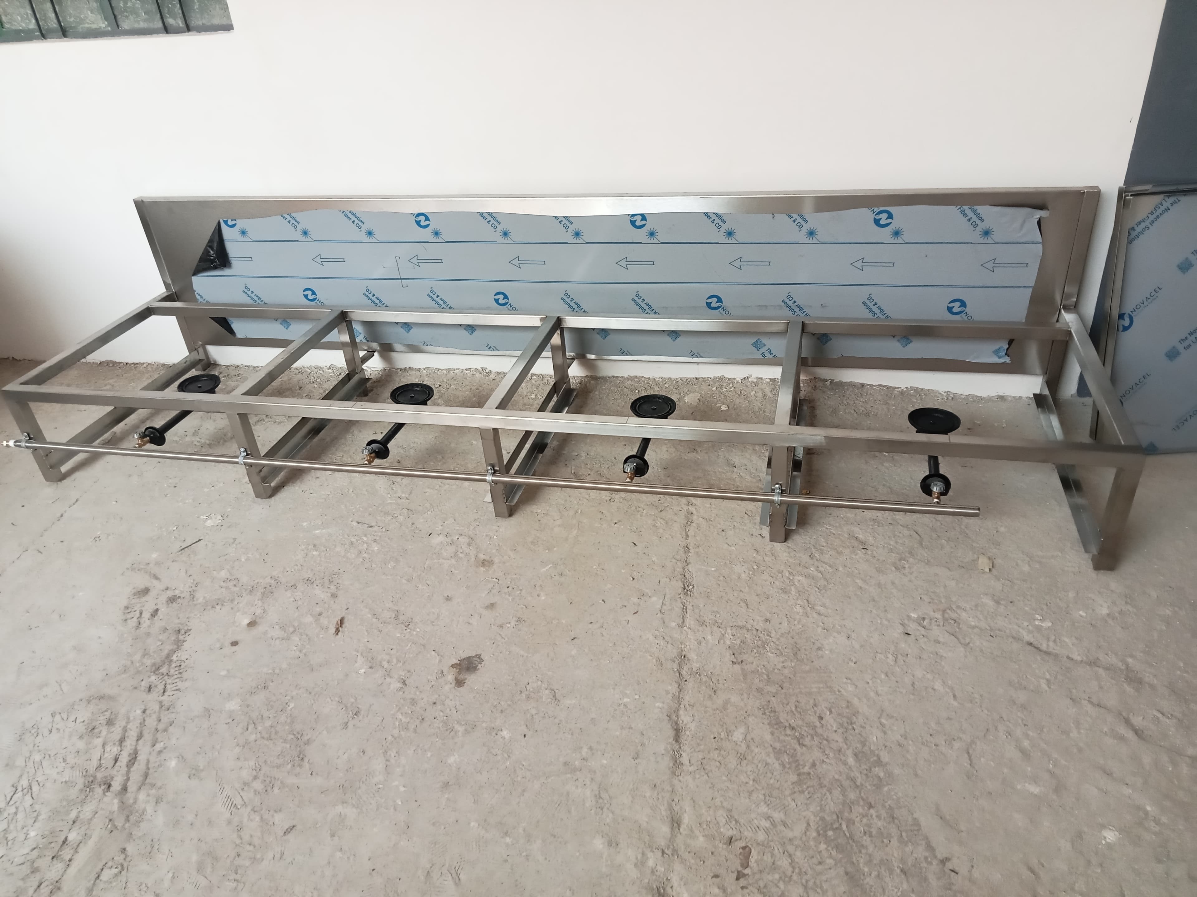 Banca de acero inoxidable en fabricacion