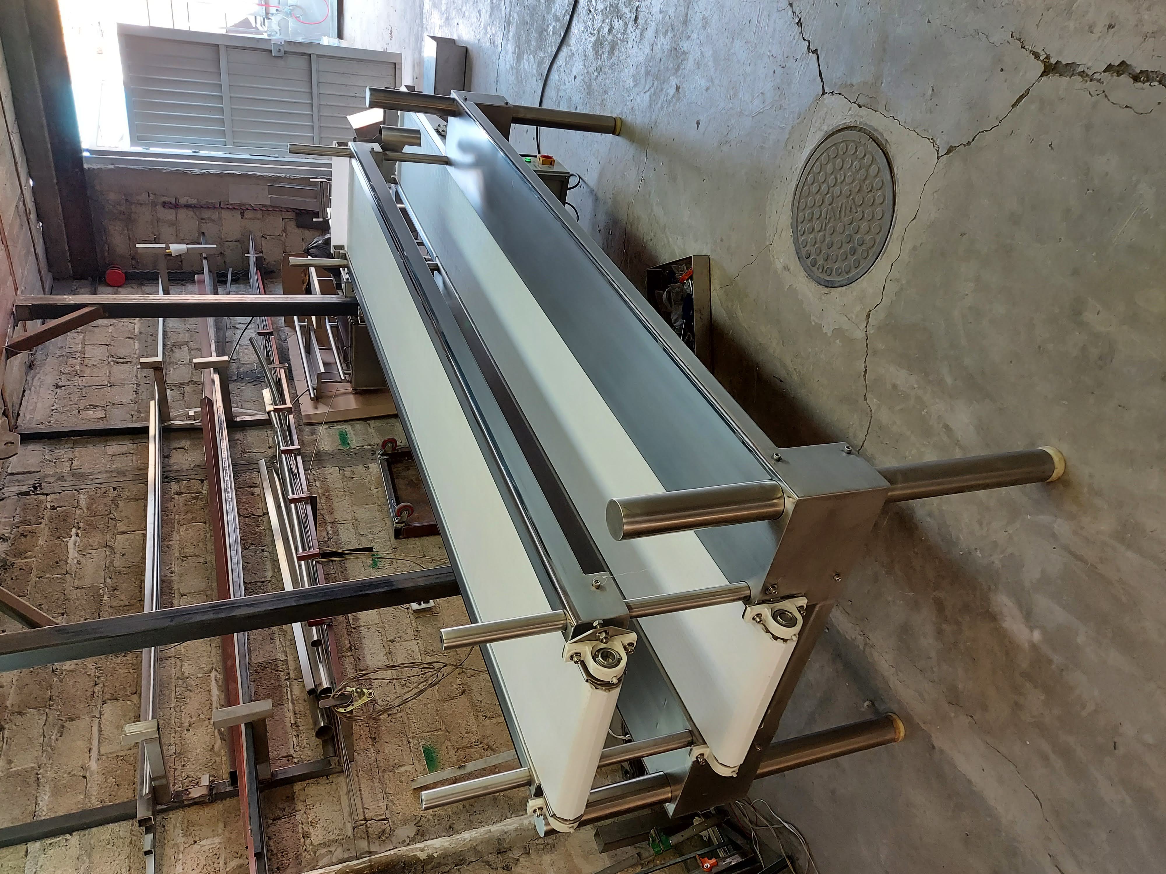 Maquinaria y Proceso en acero inoxidable